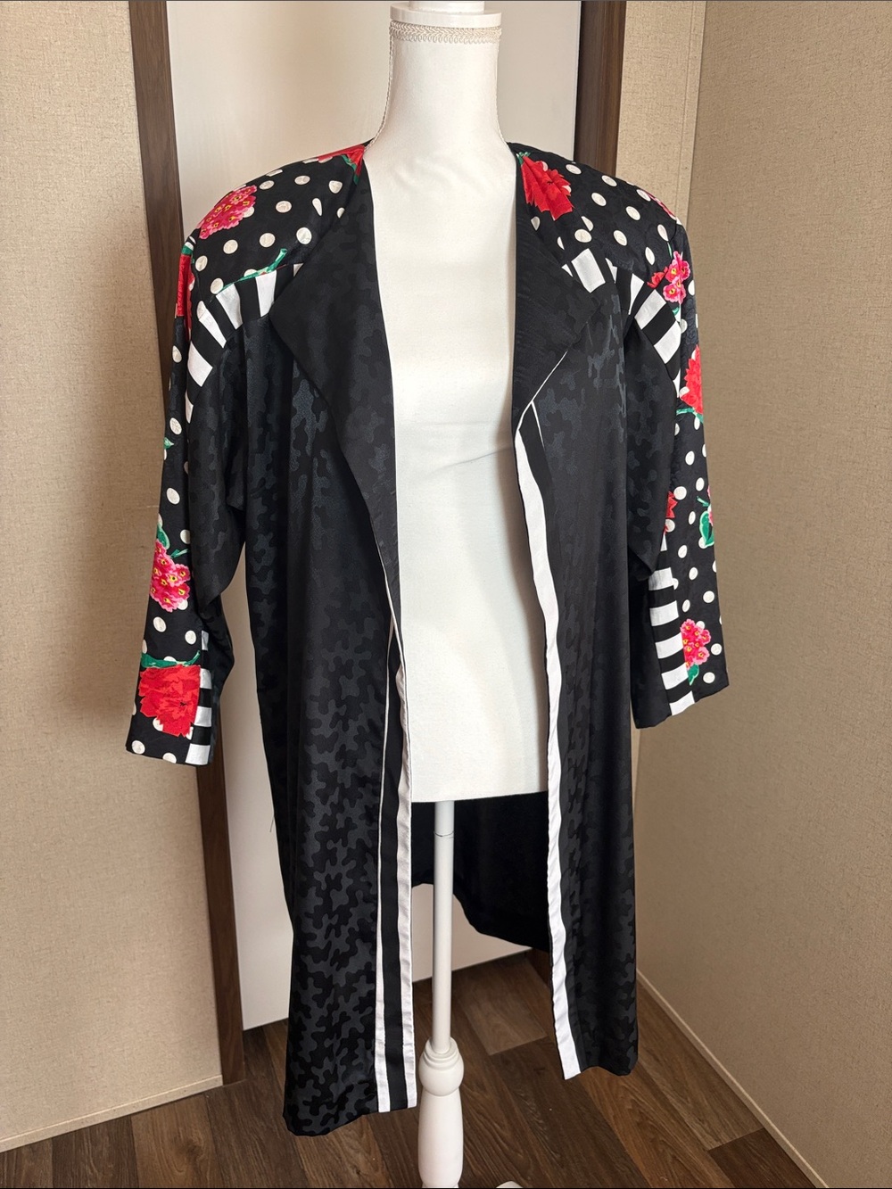 Vintage Susan Freis Black Floral Polka Dot Open Front Duster Jacket USA Artsy